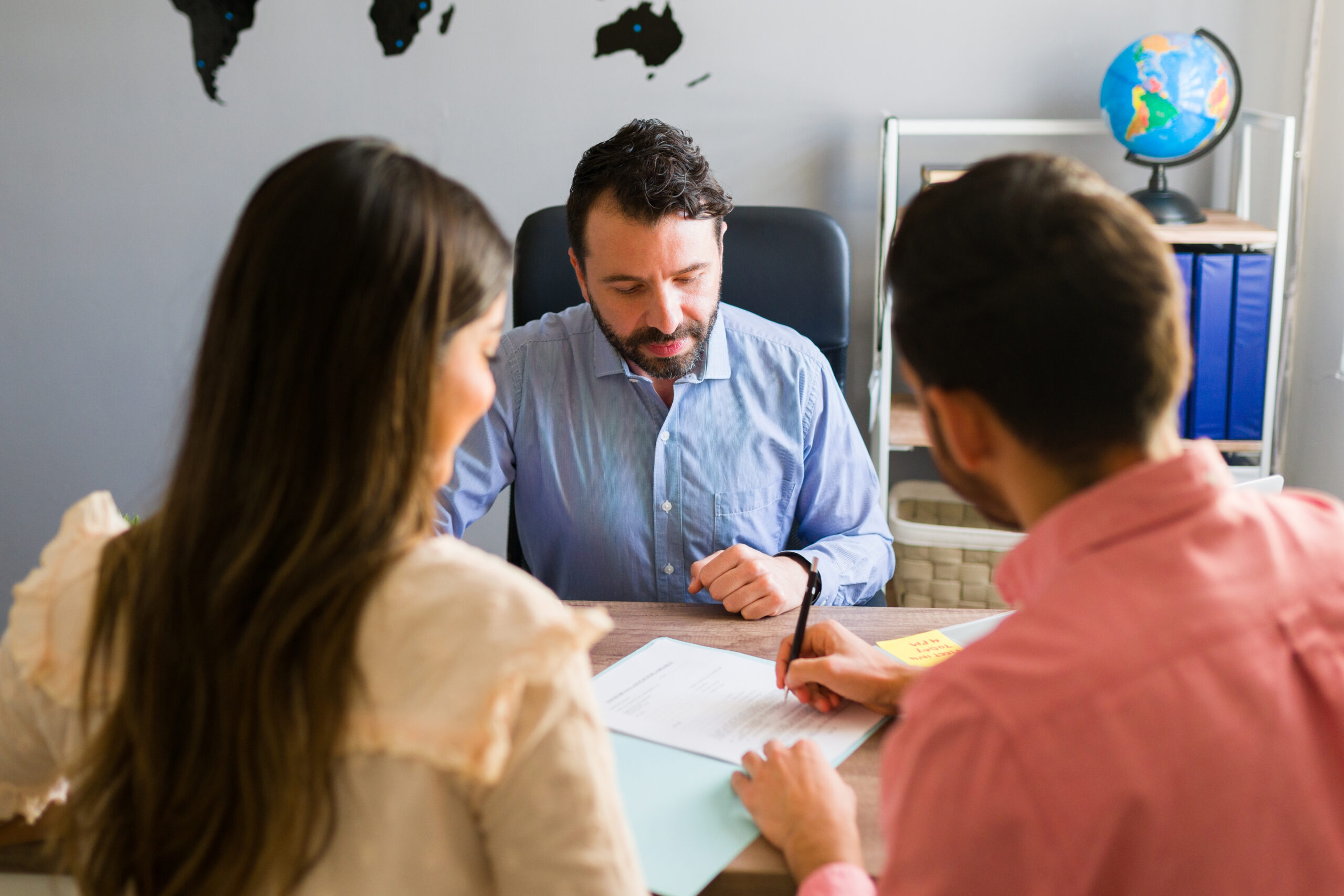 Legalization of Foreigners' Work. 10 Employer Mistakes That May Lead to Illegal Employment